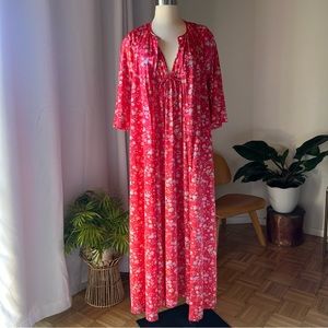 Vntg Vanity Fair Floral Print Nylon Matching Nightgown and Robe Set 60’s